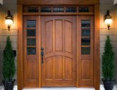 Почему стоит выбрать деревянные входные двери?